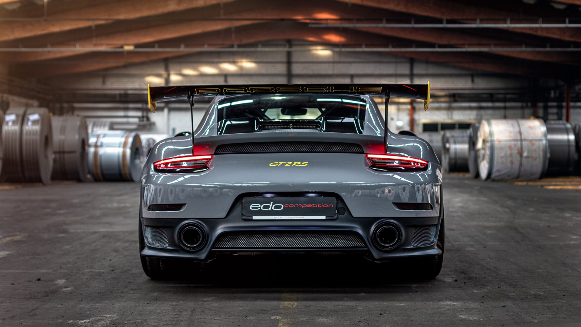 中国足球场馆智慧化升级，智能管理成趋势，足球场馆的产业链分析